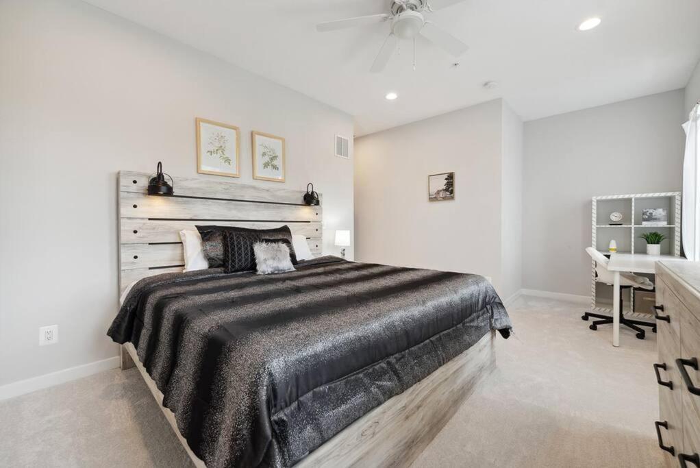 Spacious 3Bedroom Duplex With Rooftop Deck! Washington Extérieur photo