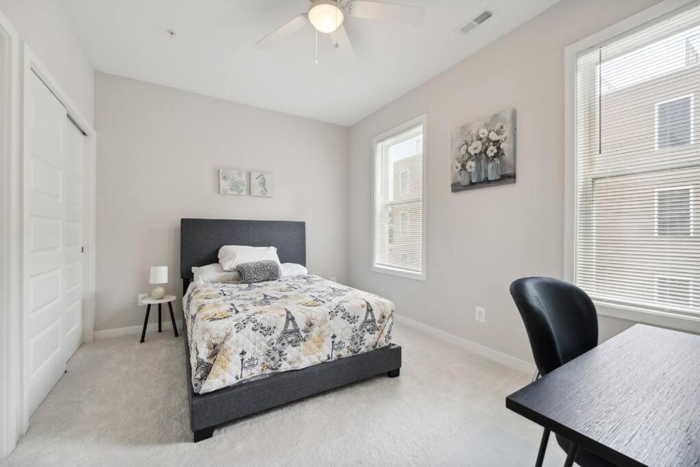 Spacious 3Bedroom Duplex With Rooftop Deck! Washington Extérieur photo