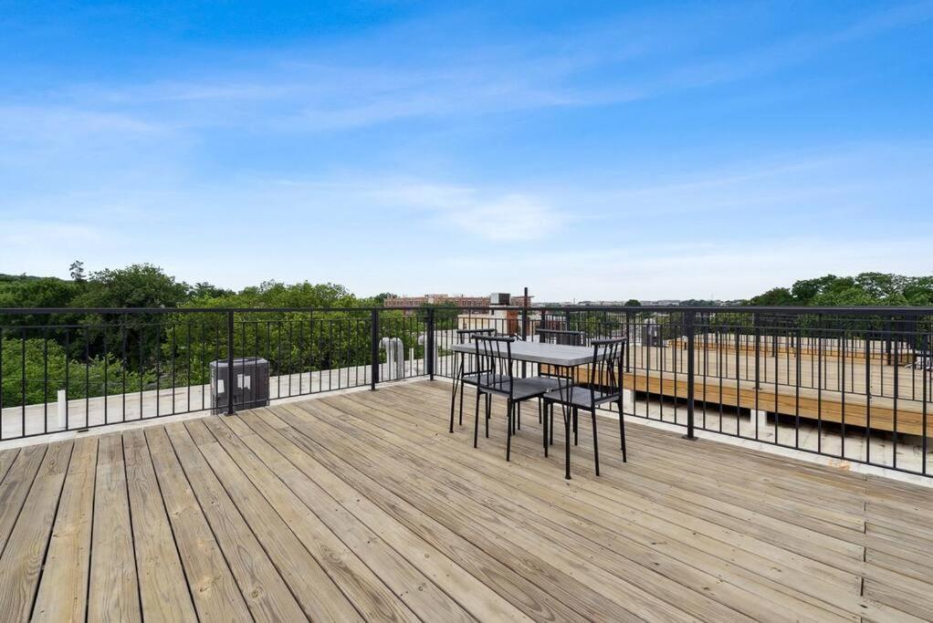 Spacious 3Bedroom Duplex With Rooftop Deck! Washington Extérieur photo