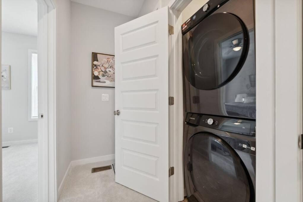 Spacious 3Bedroom Duplex With Rooftop Deck! Washington Extérieur photo